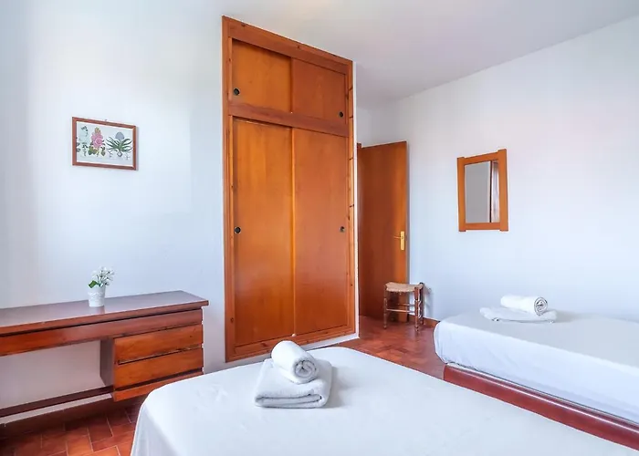 公寓 Ullastres By Interhome *